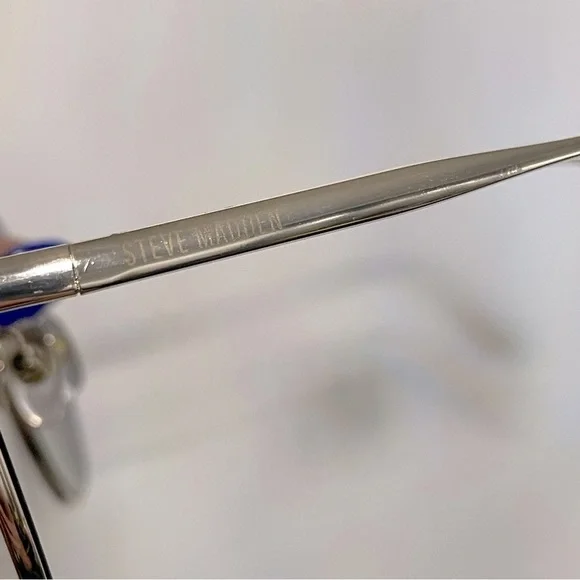 Steve Madden sliver black Mirrored Logo Print Aviators Sunglasses - Picture 7 of 9